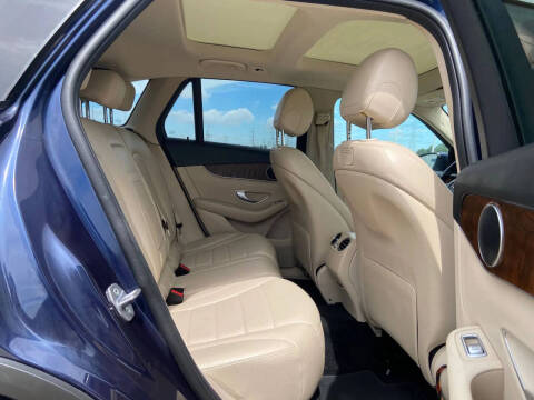 2019 Mercedes-Benz GLC GLC 300