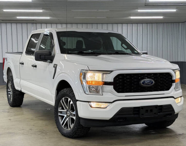 2021 Ford F-150 XL's photo