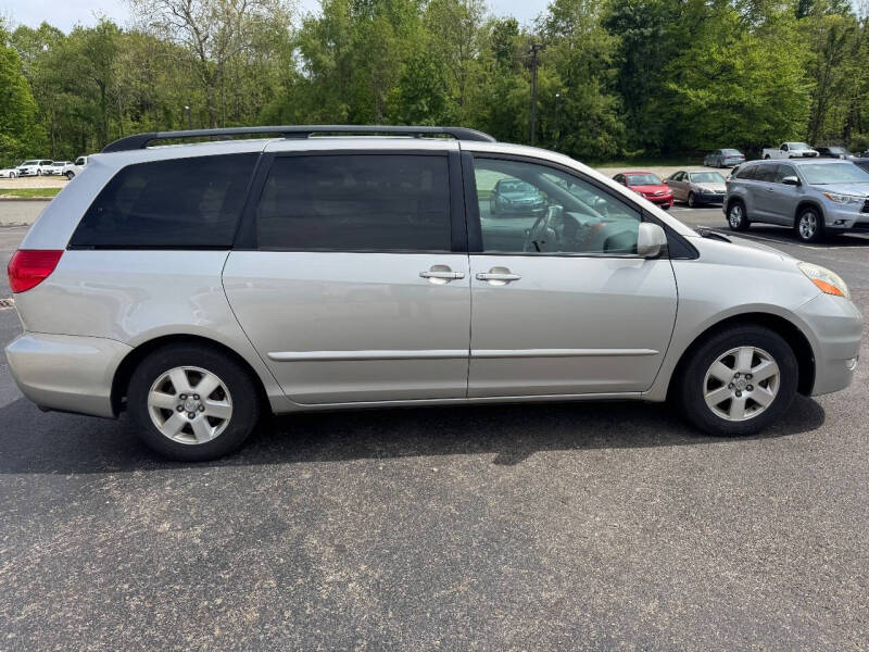 2006 Toyota Sienna XLE 7 Passenger