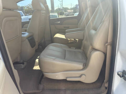 2010 GMC Yukon XL SLT