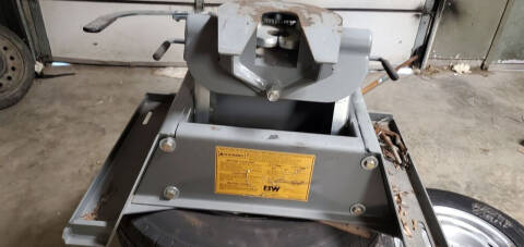 2022 B & M FIFTH WHEEL HITCH for sale at Elite Auto Sales in Herrin IL