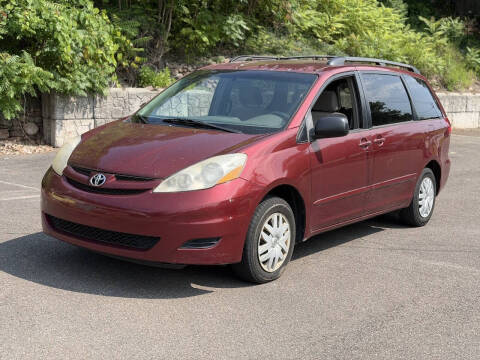 2007 Toyota Sienna CE 7-Passenger