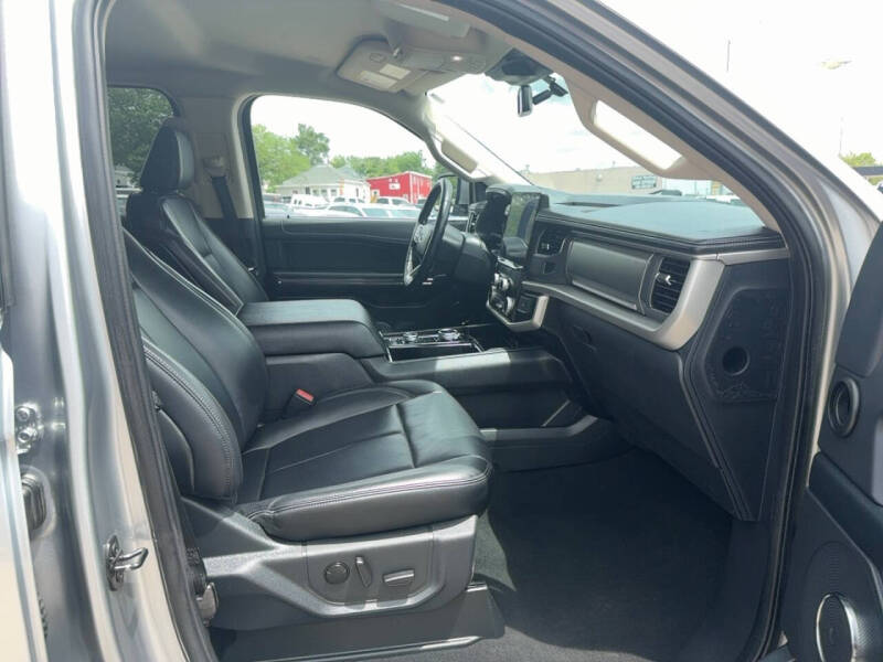 2023 Ford Expedition MAX XLT