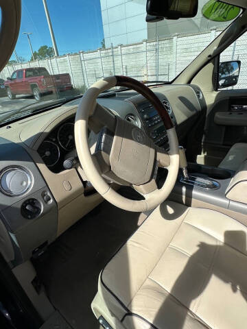 2007 Lincoln Mark LT