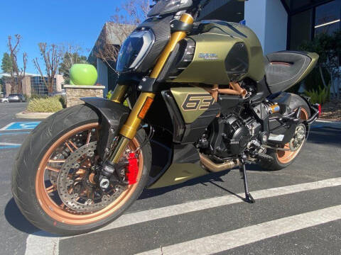 2021 Ducati Diavel 1260 Lamborghini