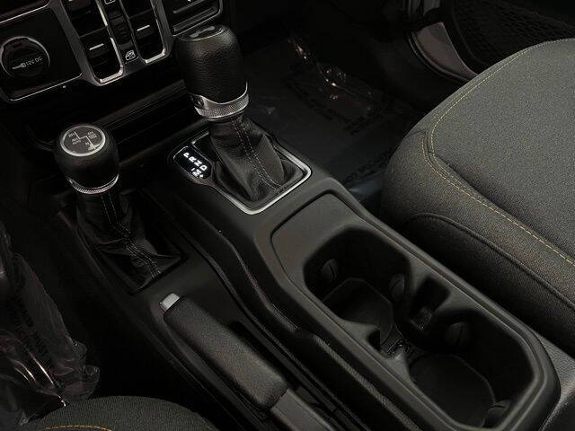 2024 Jeep Wrangler Sahara 4xe