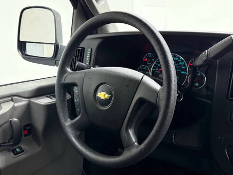 2021 Chevrolet Express 2500