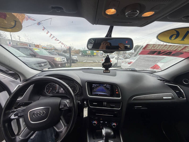 2016 Audi Q5 2.0T quattro Premium Plus