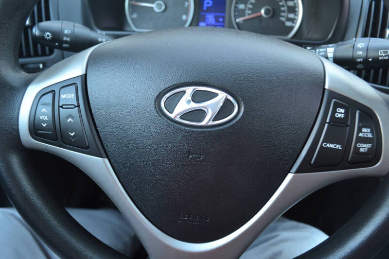 2011 Hyundai Elantra Touring GLS