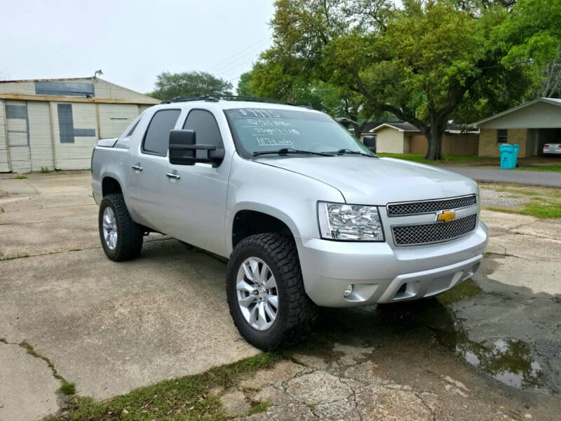 2011 Chevrolet Avalanche LT