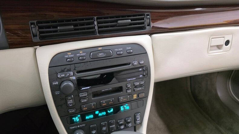 2002 Cadillac Eldorado ESC