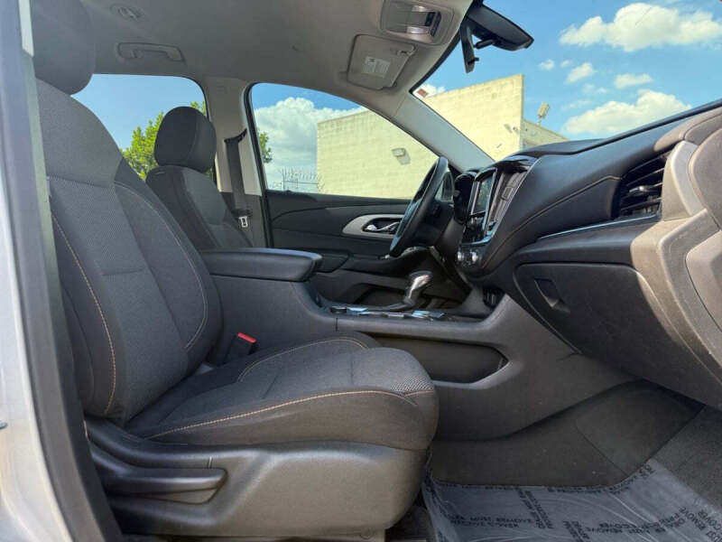 2021 Chevrolet Traverse LS