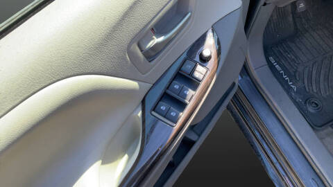 2017 Toyota Sienna