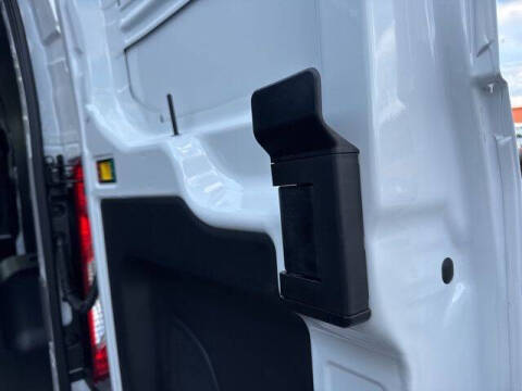 2025 Ford Transit