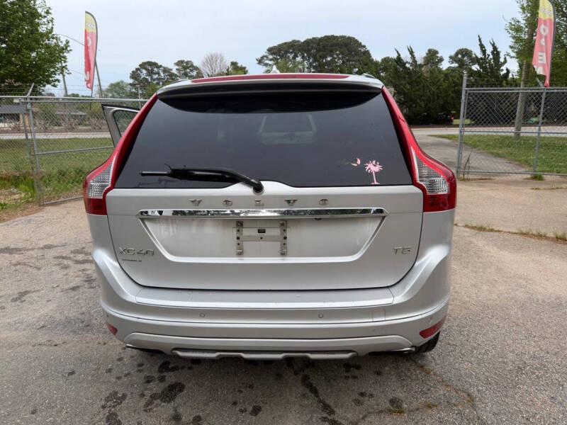 2017 Volvo XC60 T5 Dynamic