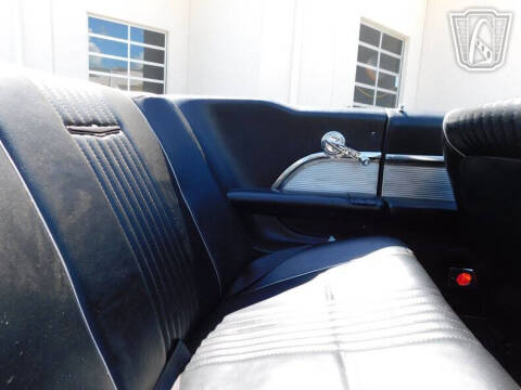 1963 Ford Thunderbird