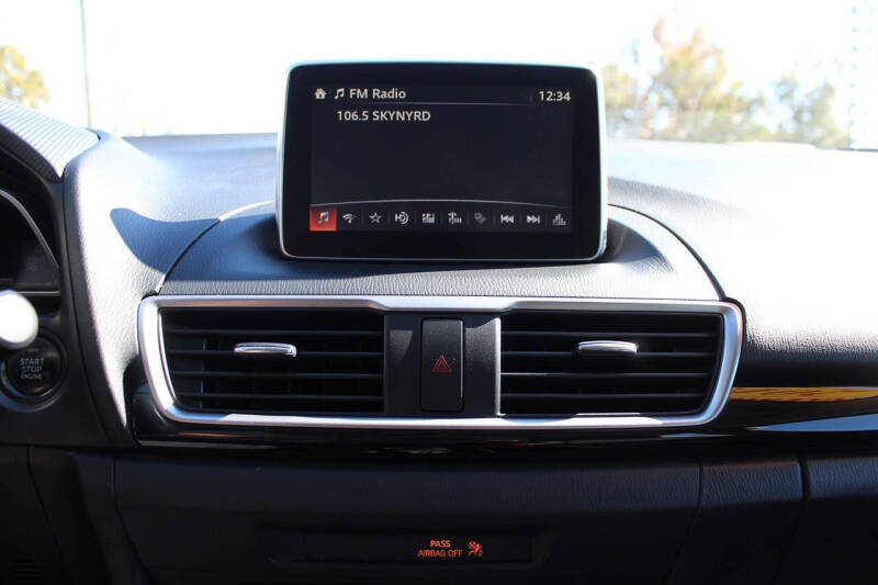 2015 Mazda MAZDA3 i Touring