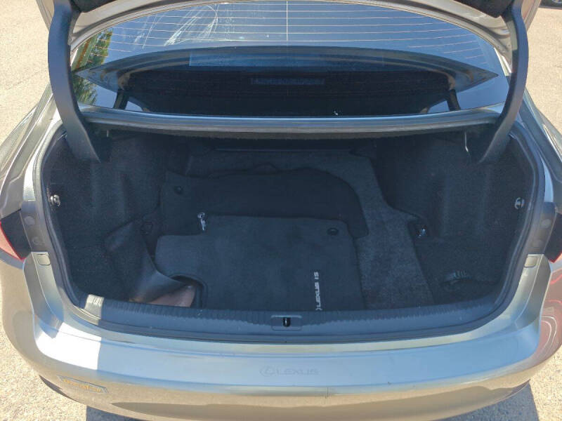 2016 Lexus IS 200t