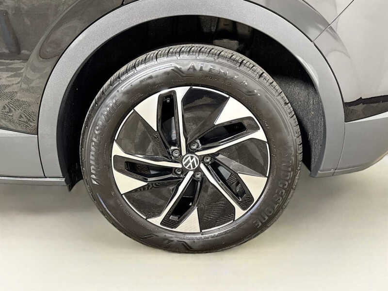 2022 Volkswagen ID.4 Pro