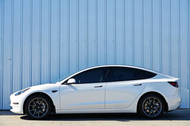 2021 Tesla Model 3 Standard Range Plus