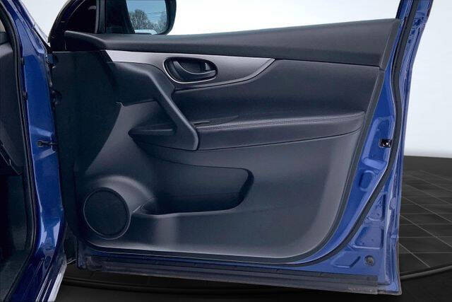 2022 Nissan Rogue Sport S