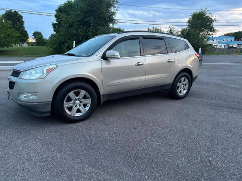 2010 Chevrolet Traverse for sale at Glizzy Auto Sales in Barberton OH