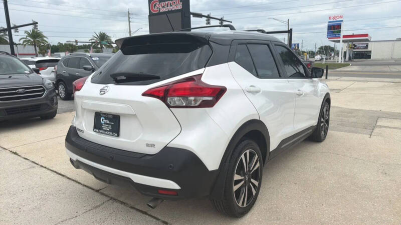 2020 Nissan Kicks SR
