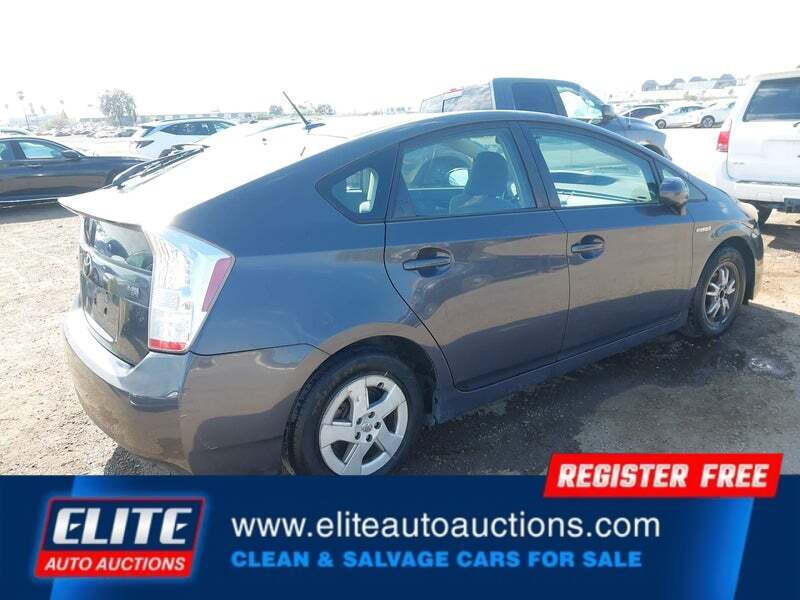 2011 Toyota Prius Two