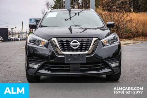 2020 Nissan Kicks SR