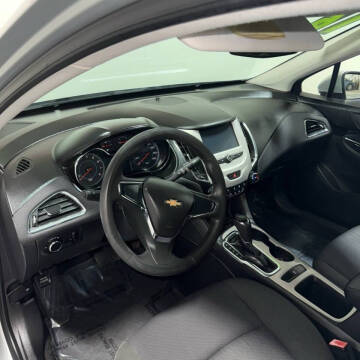 2016 Chevrolet Cruze LS Auto