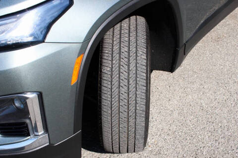 2022 Chevrolet Traverse LT Cloth