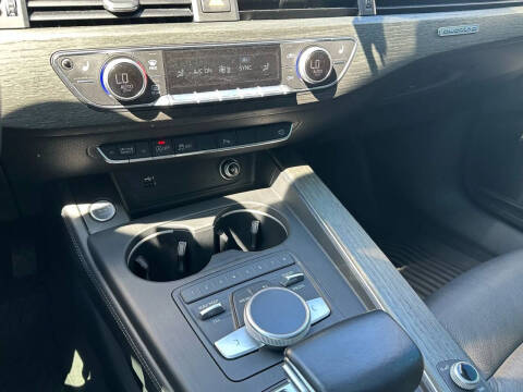 2018 Audi A4 2.0T quattro Prestige