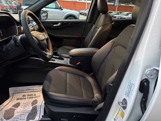 2025 Ford Escape ST-Line