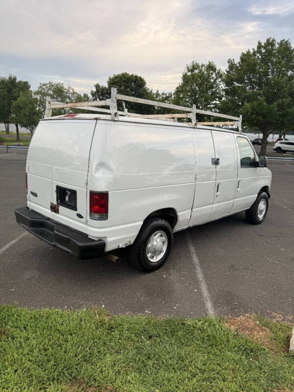 2003 Ford E-Series