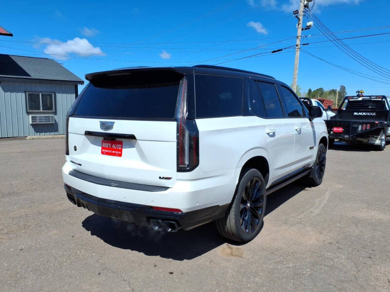 2025 Cadillac Escalade-V