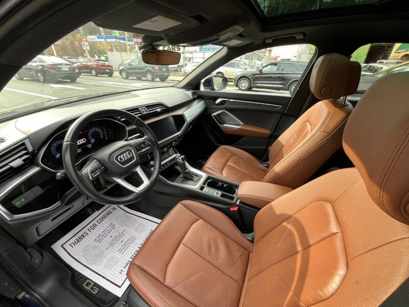 2020 Audi Q3 quattro Premium 45 TFSI