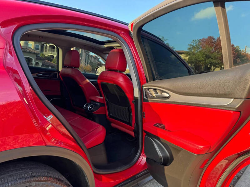 2019 Alfa Romeo Stelvio Sport