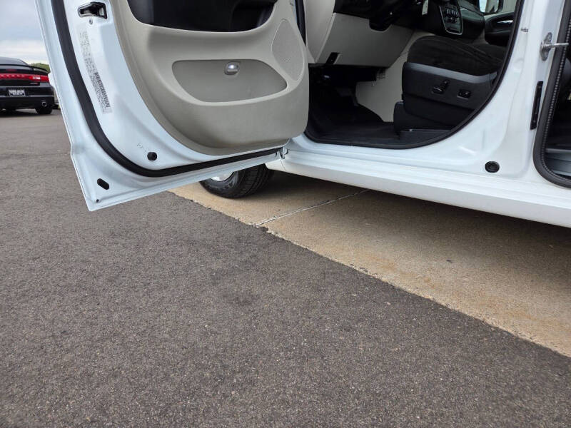 2015 Dodge Grand Caravan SE