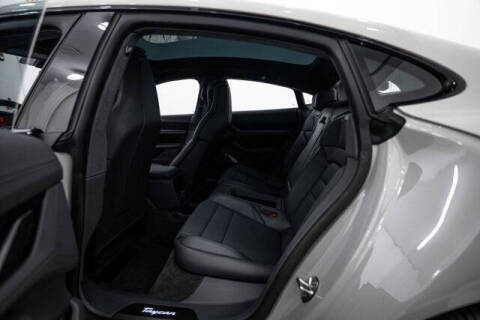 2022 Porsche Taycan Turbo S