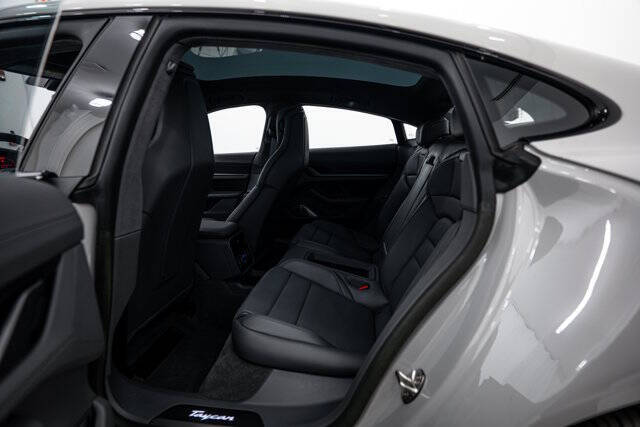 2022 Porsche Taycan Turbo S