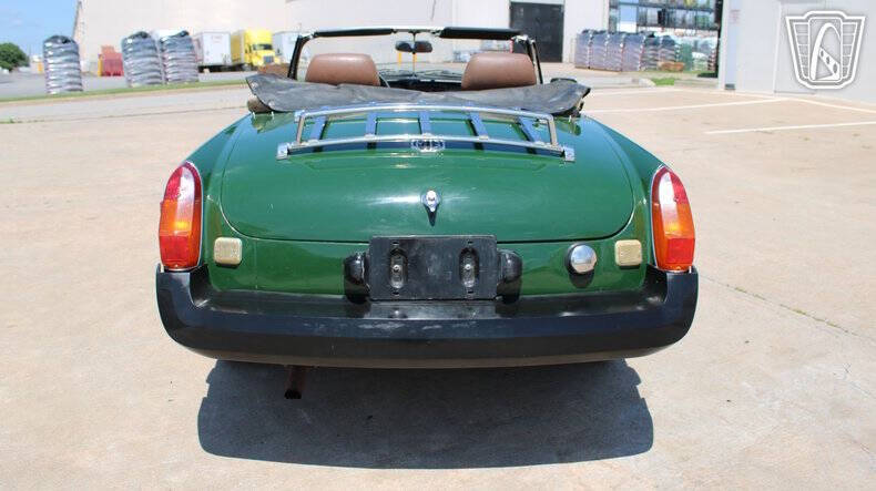 1977 MG B