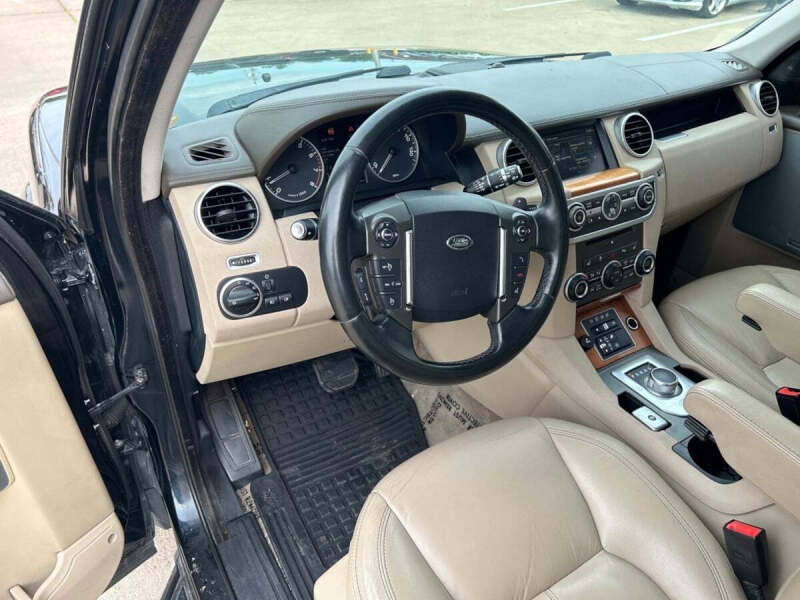 2016 Land Rover LR4 HSE LUX