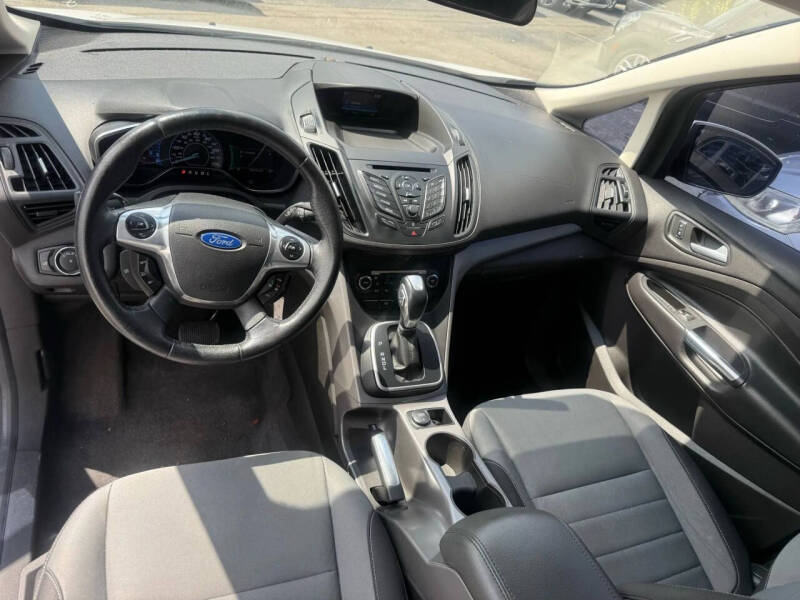 2015 Ford C-MAX Hybrid SE