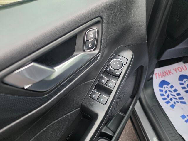 2025 Ford Escape ST-Line - Photo 23