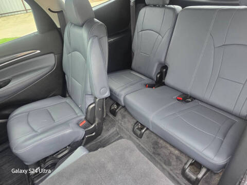 2020 Buick Enclave Essence