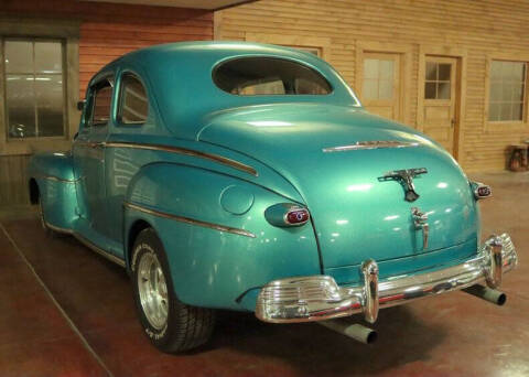 1948 Ford Super Deluxe
