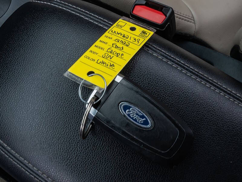 2022 Ford Escape SEL
