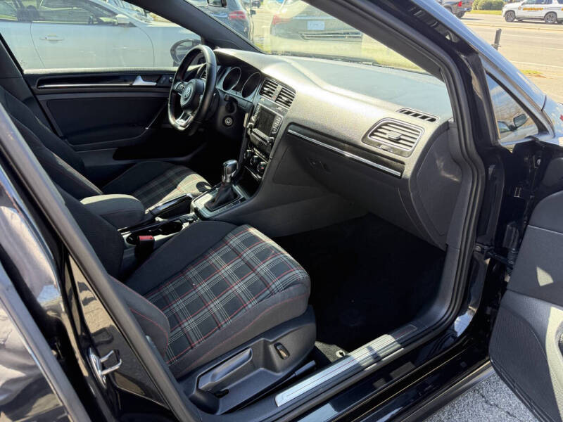 2015 Volkswagen Golf GTI S