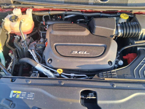 2017 Chrysler Pacifica Touring-L