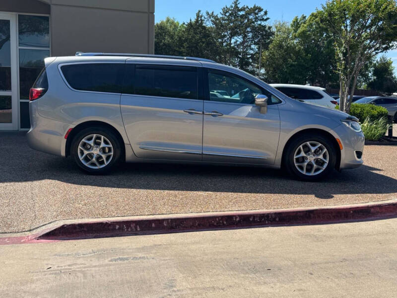 2020 Chrysler Pacifica Limited